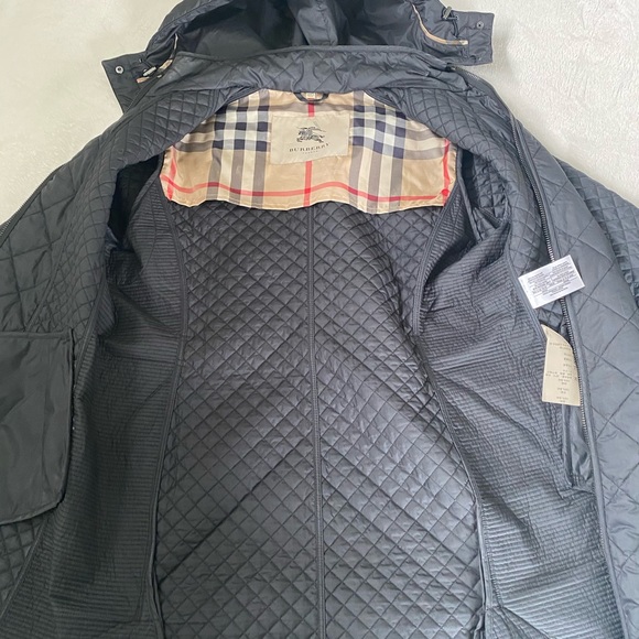 Burberry London Knee-Length Quilted Coat - Picture 5 of 6
